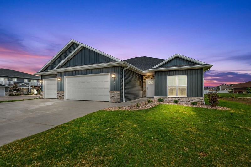 733 Tambour Ct, De Pere, WI 54115