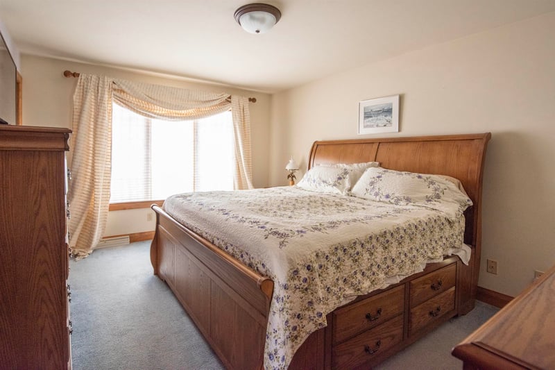 2640 Appian Way, Green Bay, WI 54302-4910