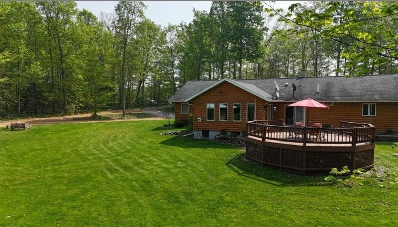N10035 Red River Rd, Bowler, WI 54416