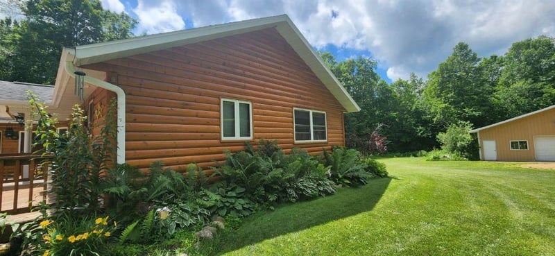 N10035 Red River Rd, Bowler, WI 54416