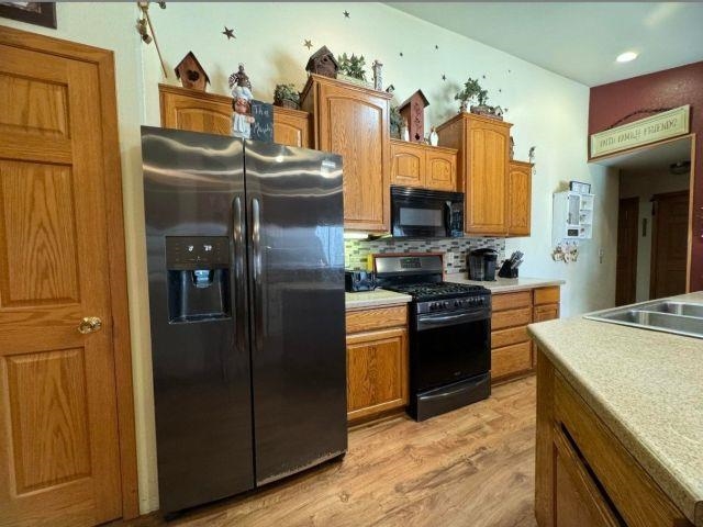 N10035 Red River Rd, Bowler, WI 54416