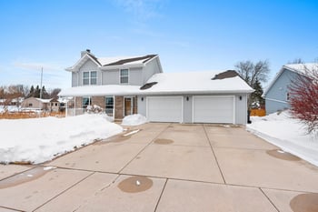 2704 Belle Plane Rd, Green Bay, WI 54313-7206