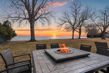 957 Brighton Dr, Menasha, WI 54952