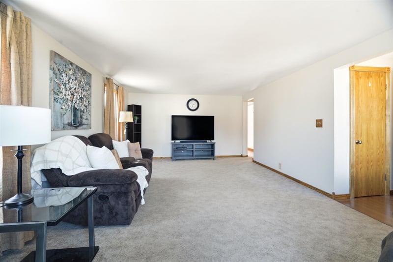 88 Foster Ct, Appleton, WI 54915