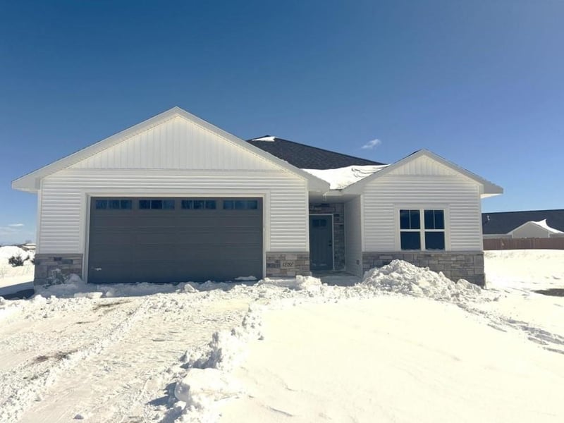 1282 Autumn Field Ln, De Pere, WI 54115