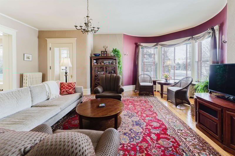 1552 Algoma Blvd, Oshkosh, WI 54901-2721