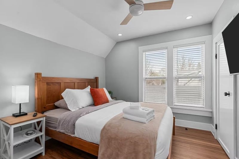 324 Commercial St, Appleton, WI 54911