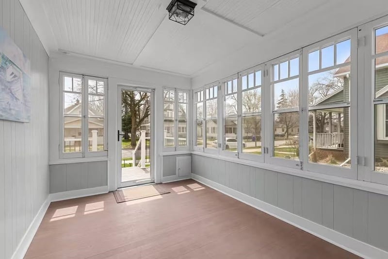 324 Commercial St, Appleton, WI 54911