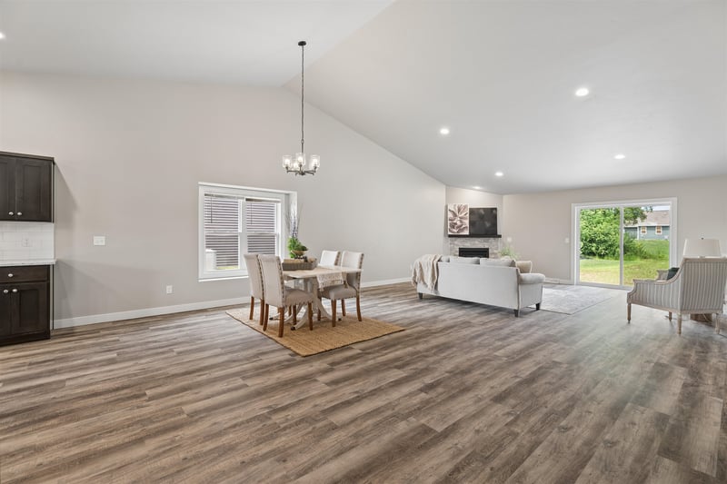 1617 Founders St, Neenah, WI 54956
