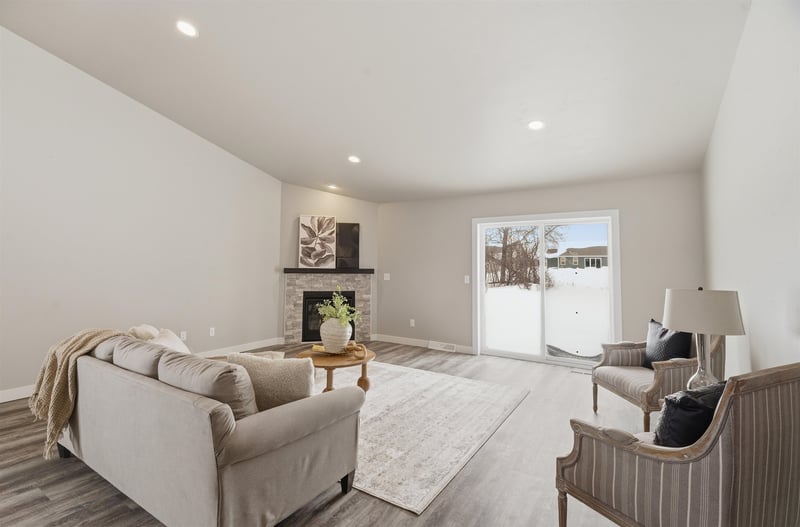 1617 Founders St, Neenah, WI 54956