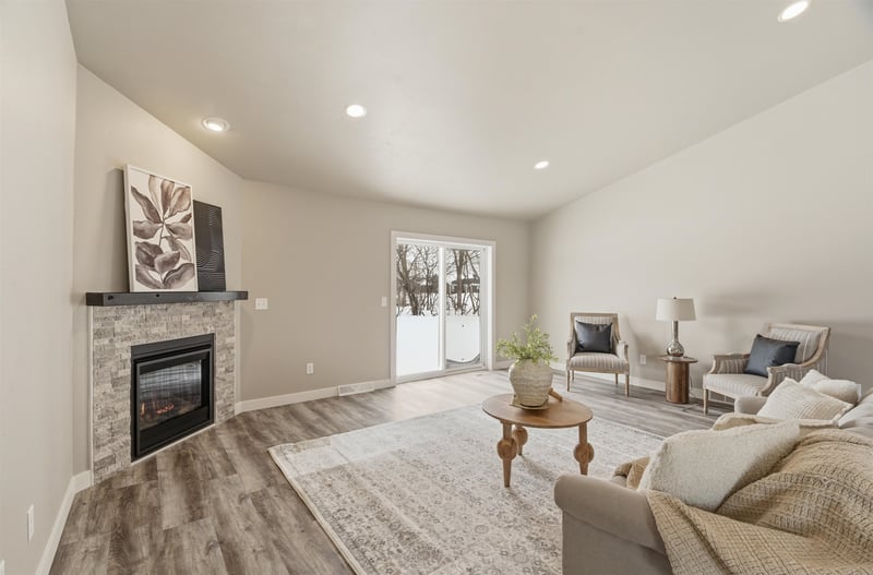 1617 Founders St, Neenah, WI 54956