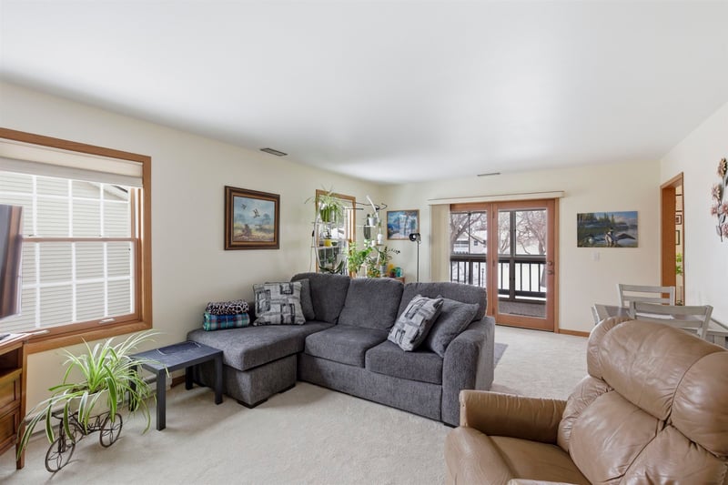 2336 Wisconsin St, Oshkosh, WI 54901