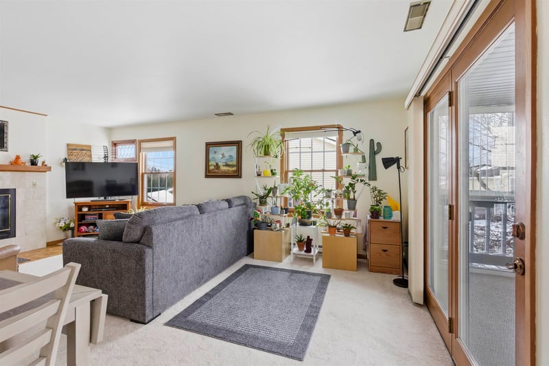 2336 Wisconsin St, Oshkosh, WI 54901