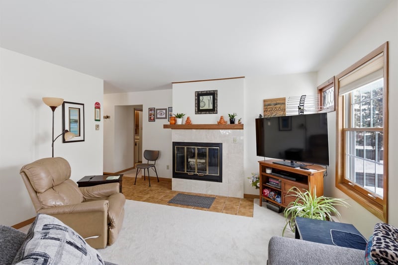 2336 Wisconsin St, Oshkosh, WI 54901