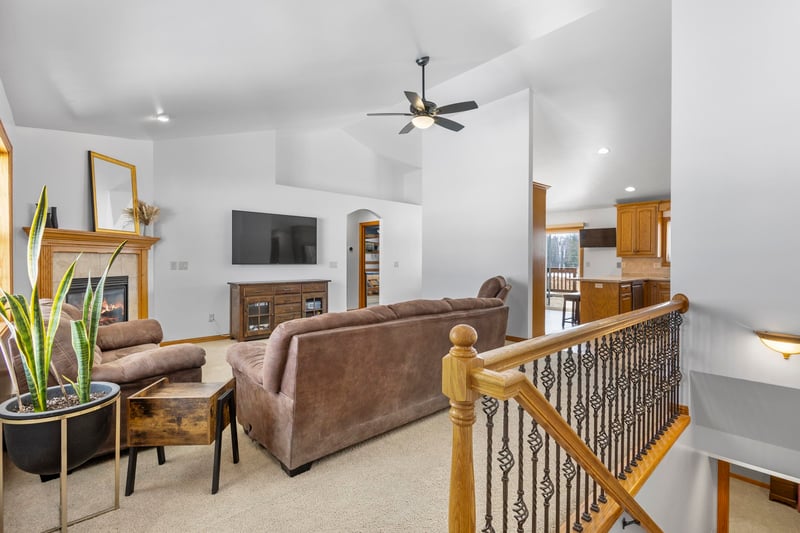2937 Firethorn Ct, Suamico, WI 54313
