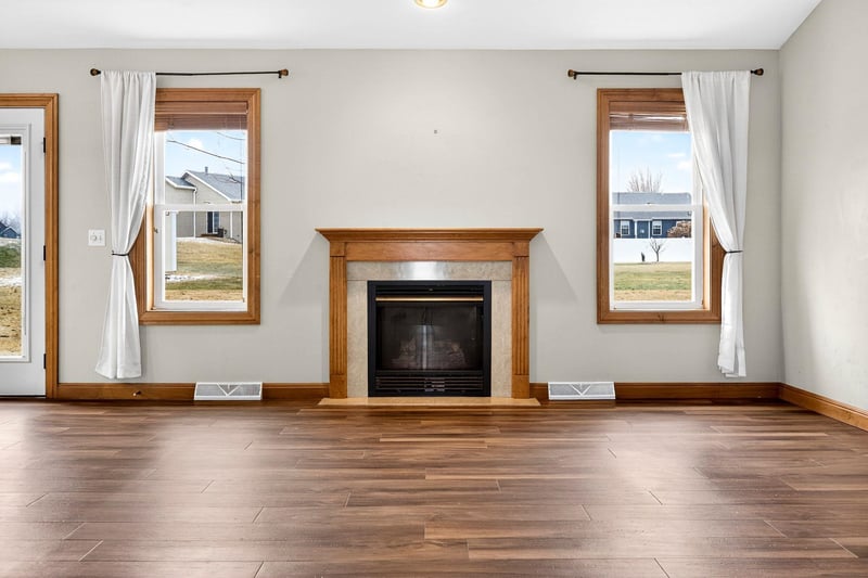 N1901 Savannah Dr, Greenville, WI 54942