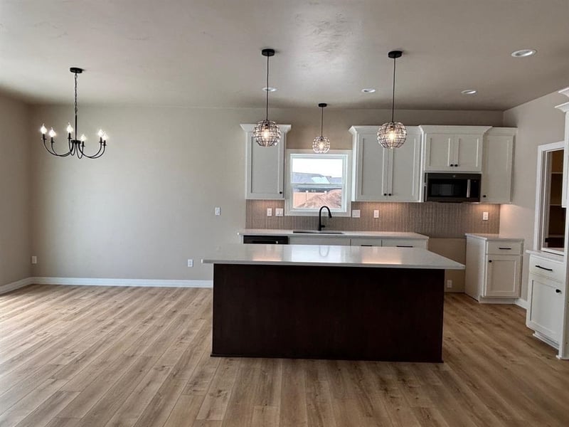 1282 Autumn Field Ln, De Pere, WI 54115