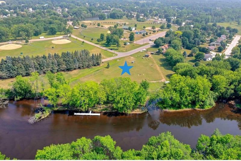 116 Holtwood Way #1-2, Oconto, WI 54153