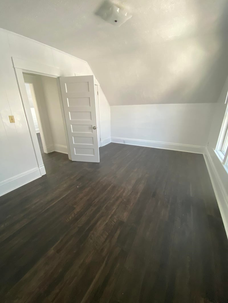 823 Oklahoma St, Appleton, WI 54914