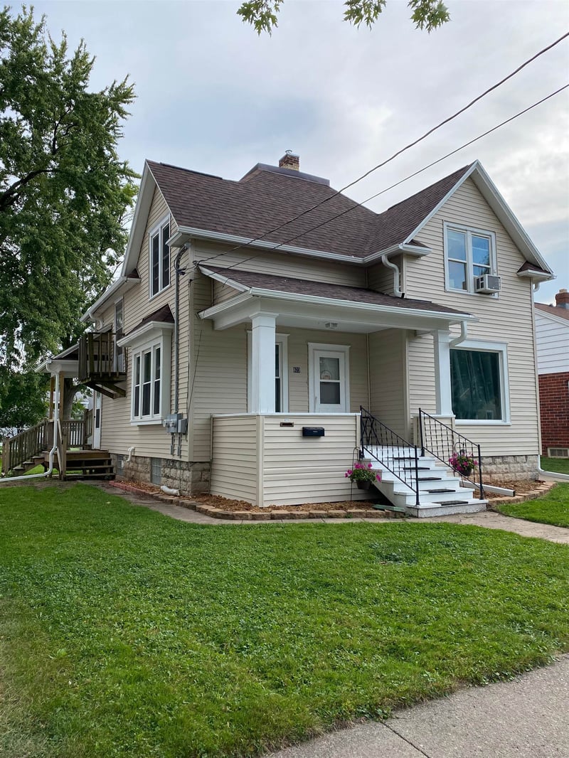 823 Oklahoma St, Appleton, WI 54914
