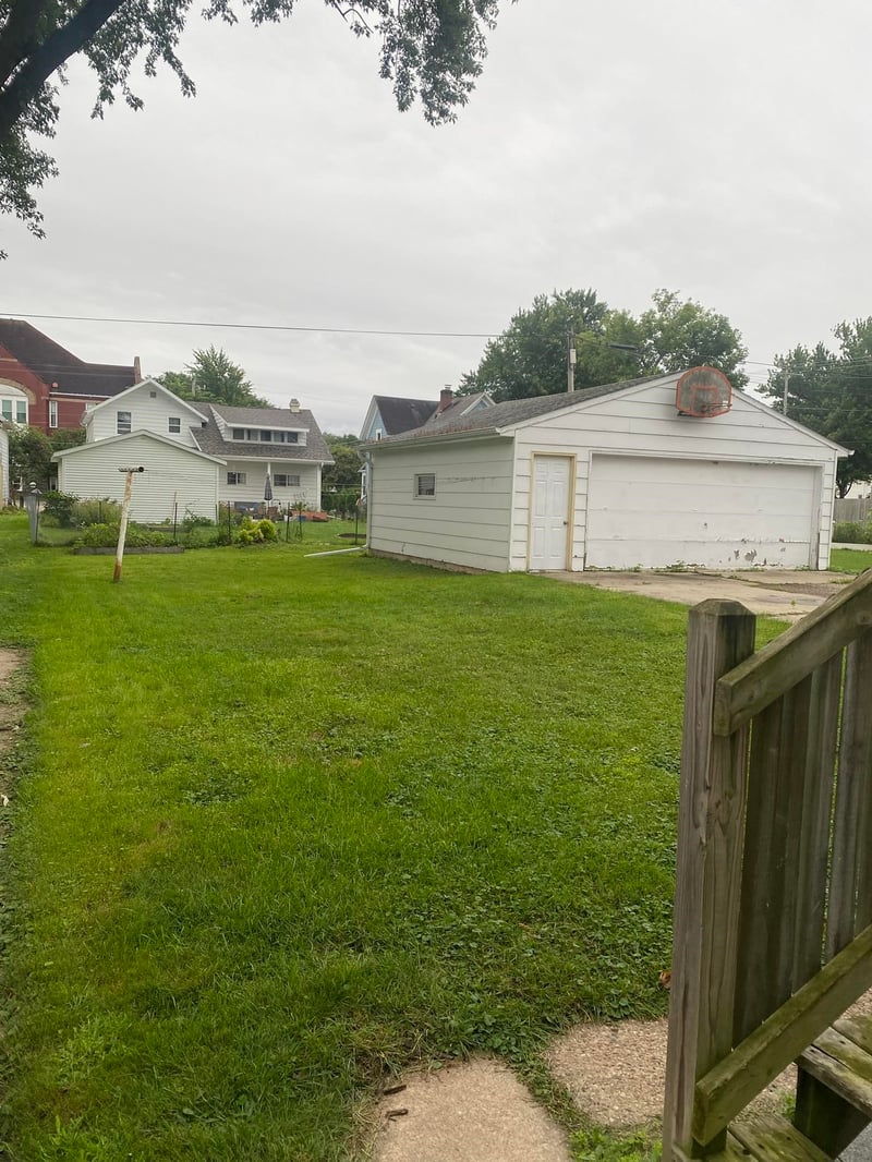 823 Oklahoma St, Appleton, WI 54914