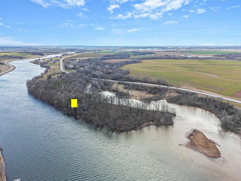3979 Lost Dauphin Rd, Wrightstown, WI 54115-9490