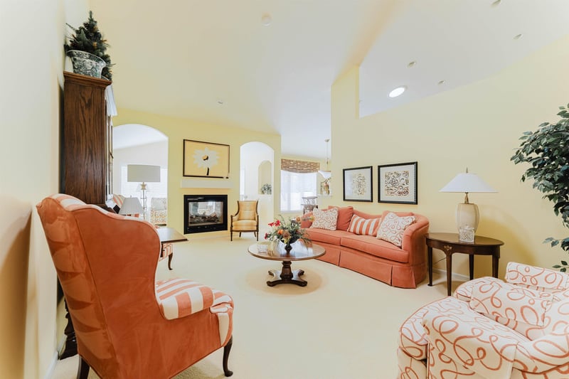 4367 Autumn Hills Dr, Oshkosh, WI 54904-7162