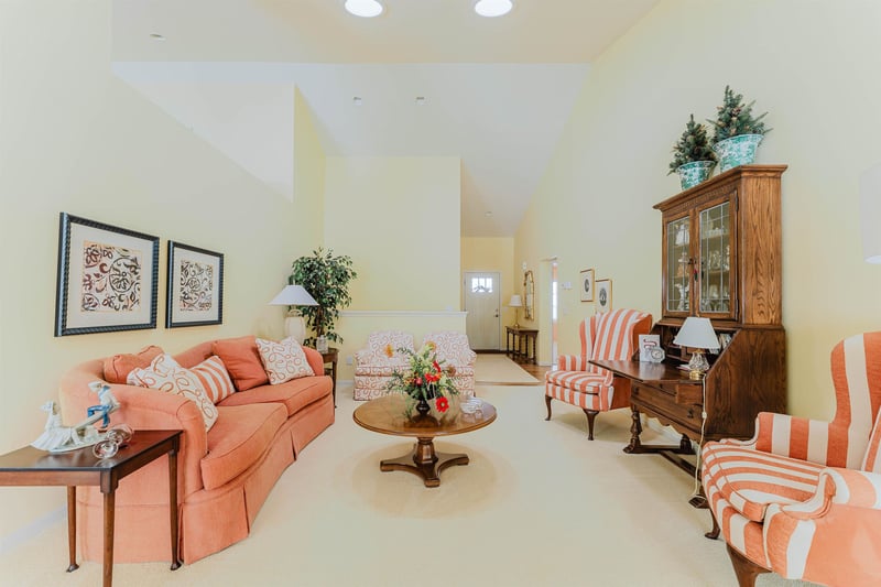 4367 Autumn Hills Dr, Oshkosh, WI 54904-7162