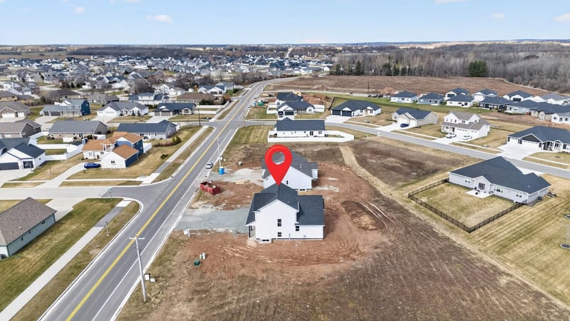 2380 Scheuring Rd, De Pere, WI 54115