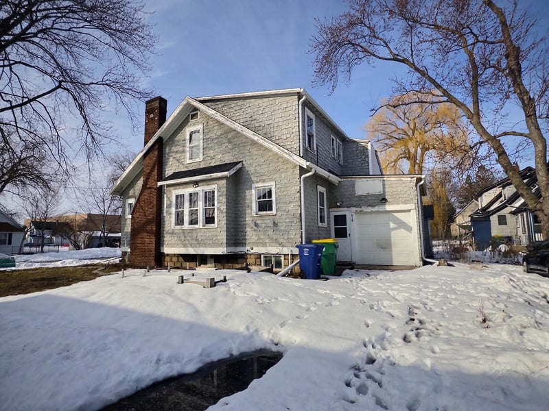 818 Van Buren St, Green Bay, WI 54302