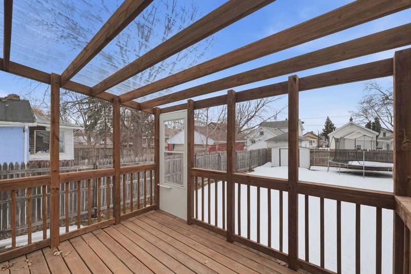 513 School Ave, Oshkosh, WI 54901