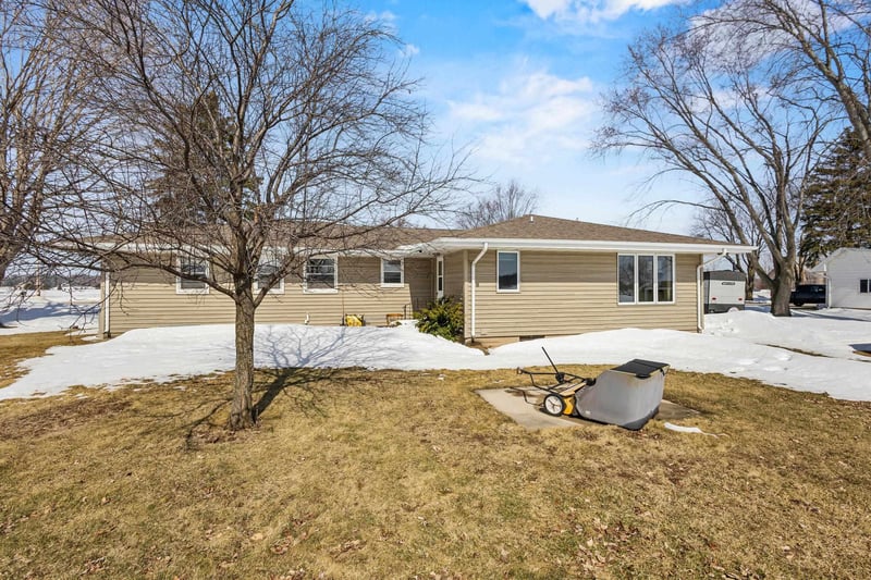 4576 Algoma Rd, New Franken, WI 54229