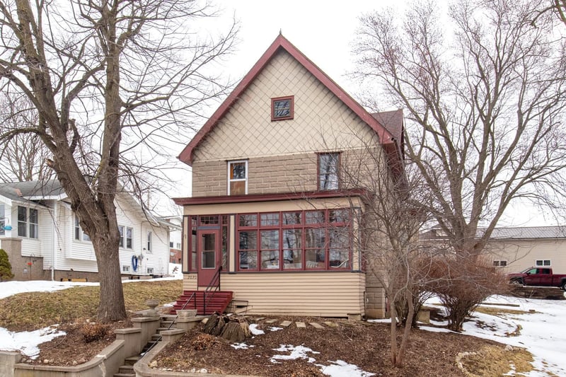 2030 Jackson St, New Holstein, WI 53061