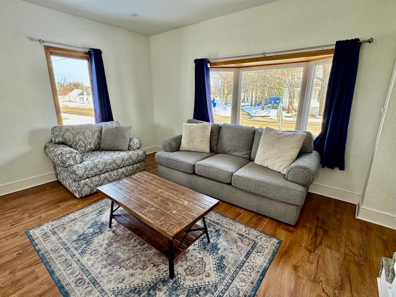 311 Walter Ave, Appleton, WI 54915-2708