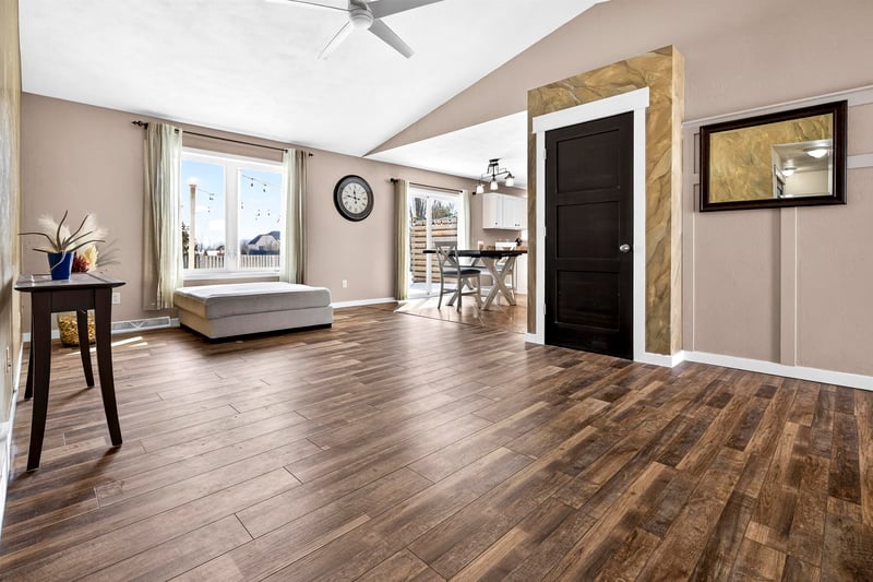 N9598 Chadbury Ln, Appleton, WI 54915-7266