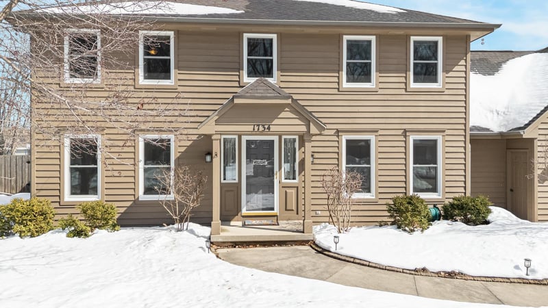 1734 Rebecca Ln, Appleton, WI 54915