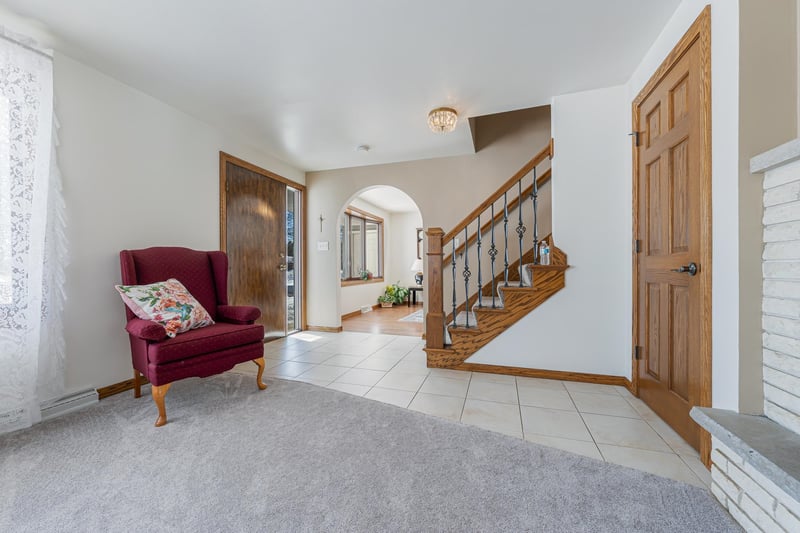 4734 Maple Dr, Green Bay, WI 54313