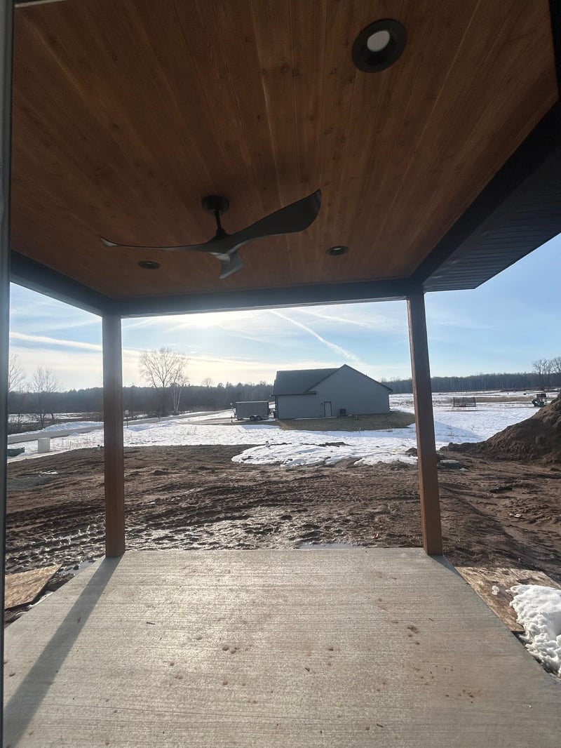 1810 Lost Trl, Suamico, WI 54313