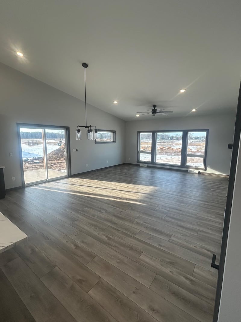 1810 Lost Trl, Suamico, WI 54313