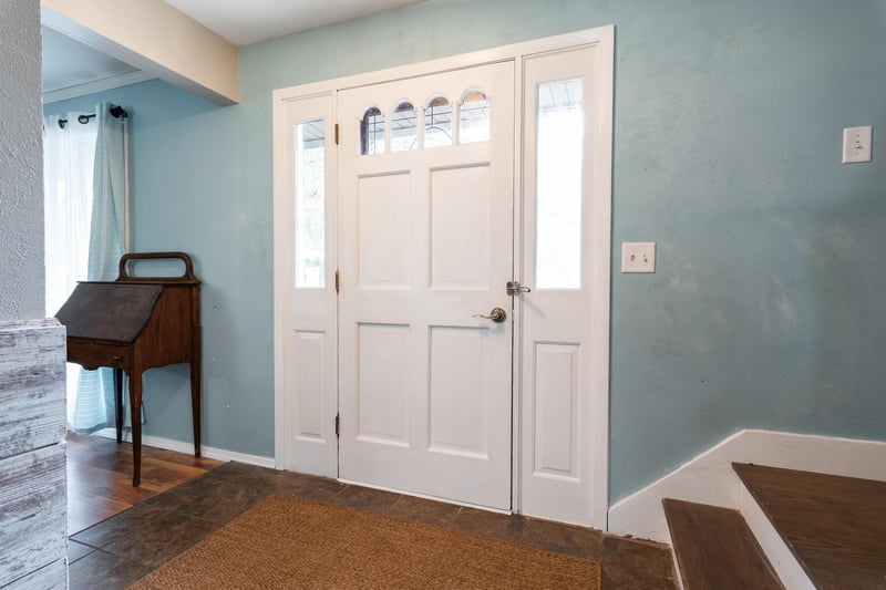 1175 Maricopa Dr, Oshkosh, WI 54904-8118