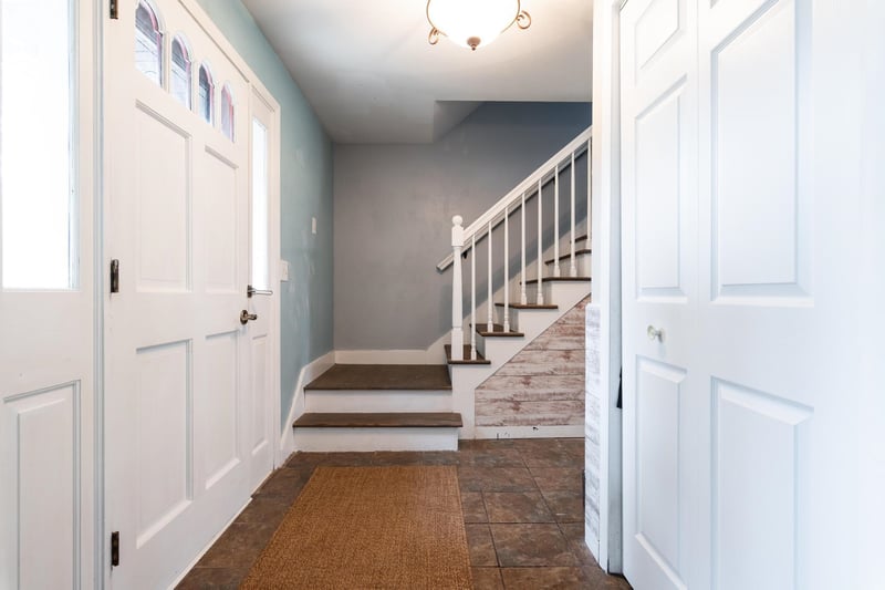 1175 Maricopa Dr, Oshkosh, WI 54904-8118