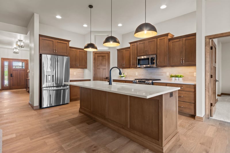 1373 Prairie Lake Cir, Neenah, WI 54956