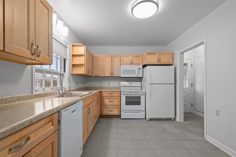 1 Brokaw Pl, Appleton, WI 54911