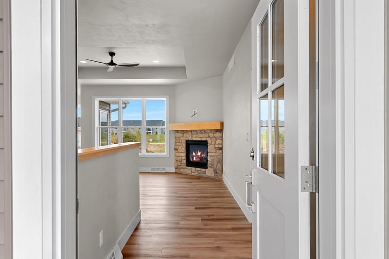 1417 Crossroads Dr, De Pere, WI 54115