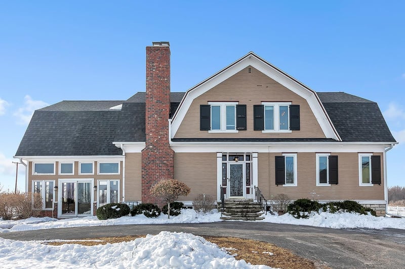 3020 Sth 57 , De Pere, WI 54115