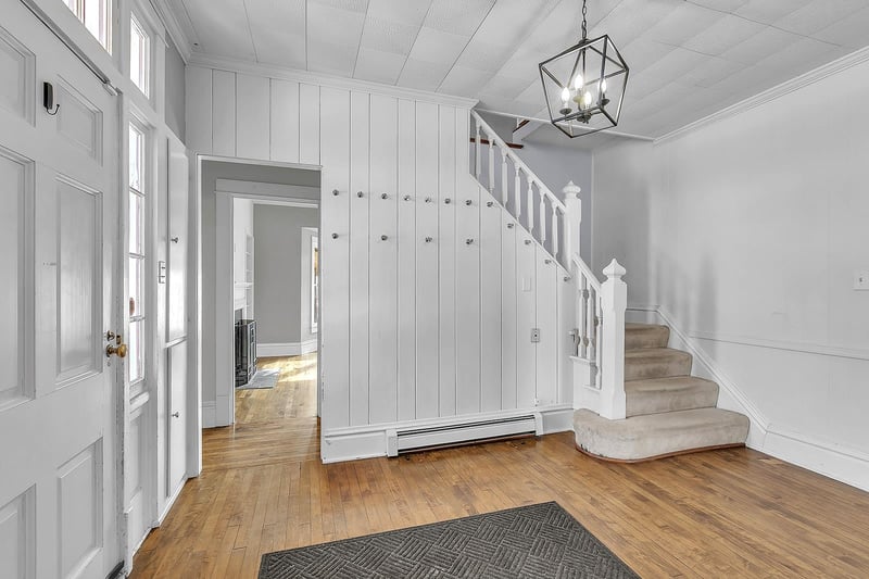 3020 Sth 57 , De Pere, WI 54115