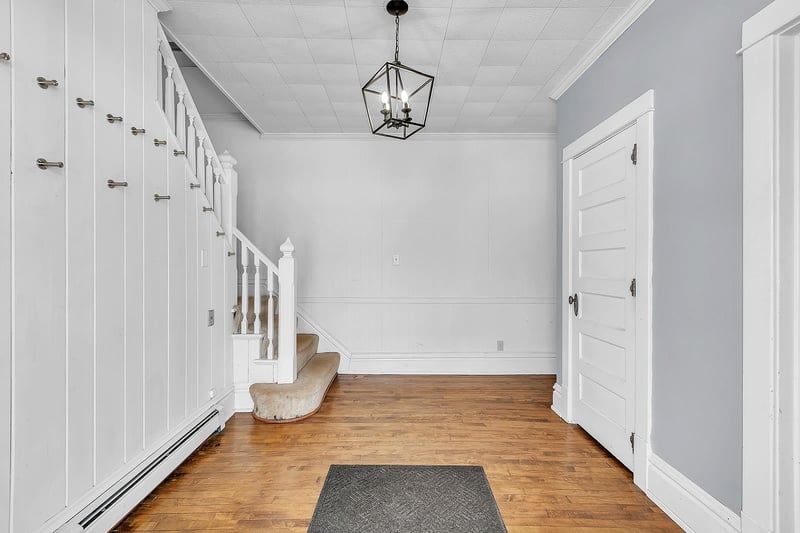 3020 Sth 57 , De Pere, WI 54115