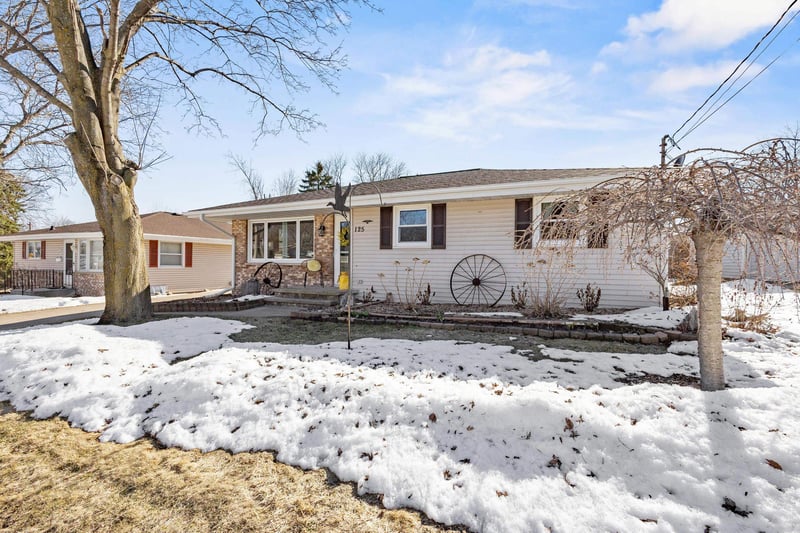 125 Mckinley St, Kaukauna, WI 54130