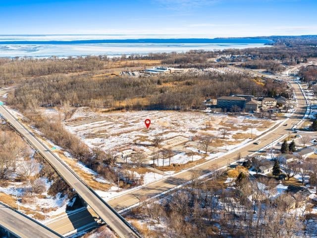 2735 University Ave, Green Bay, WI 54311-5853