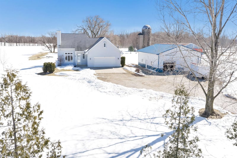 7920 Midway Rd, Lena, WI 54139-970